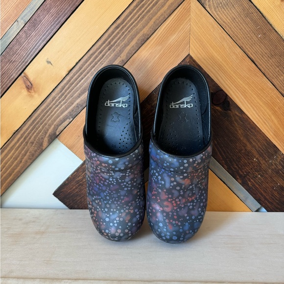 Dansko Clogs size 36 - Picture 4 of 4